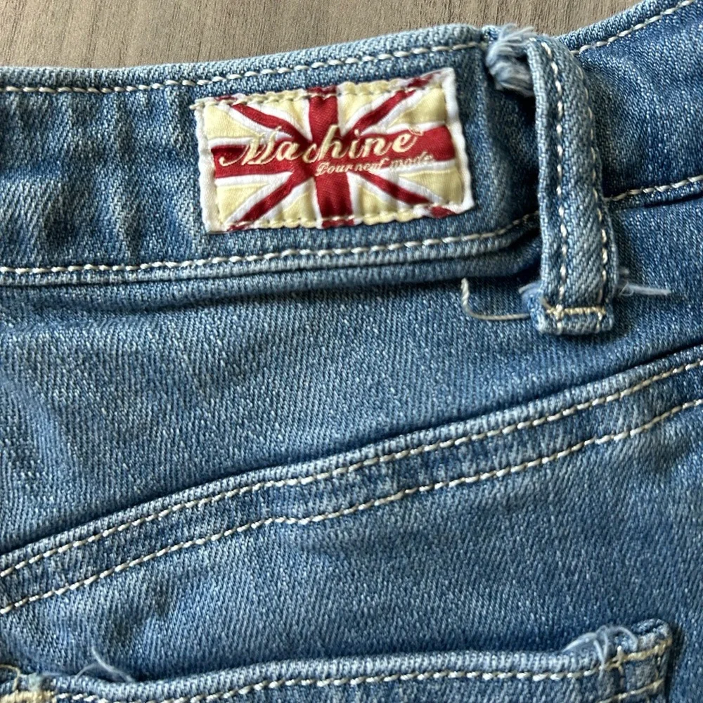 Distressed Shorts - Picture 17 of 17